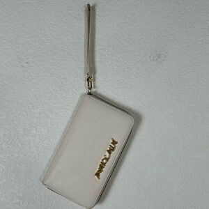 Betsey Johnson Women’s Wristlet Wallet Y2K Boho Cream w/Gold hardware clean